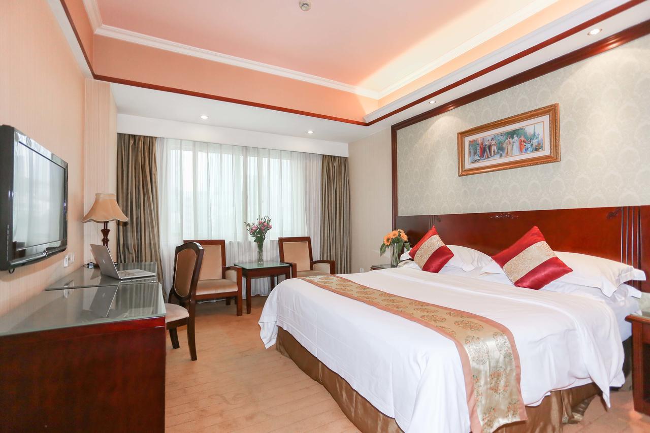 Vienna Hotel Shanghai Pudong Lujiazui Jinqiao ภายนอก รูปภาพ