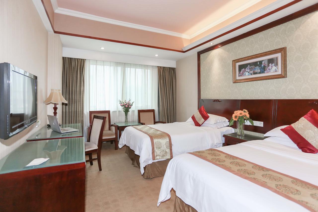 Vienna Hotel Shanghai Pudong Lujiazui Jinqiao ภายนอก รูปภาพ