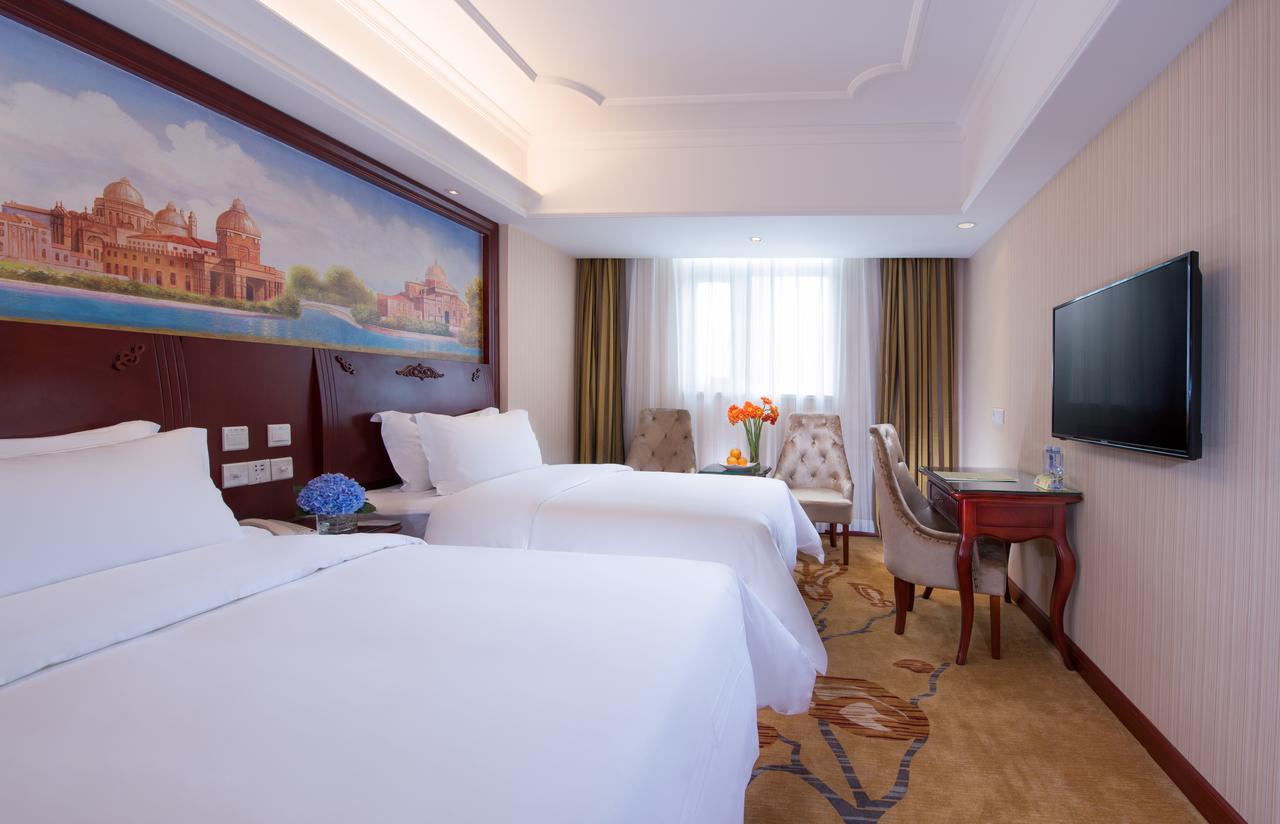 Vienna Hotel Shanghai Pudong Lujiazui Jinqiao ภายนอก รูปภาพ